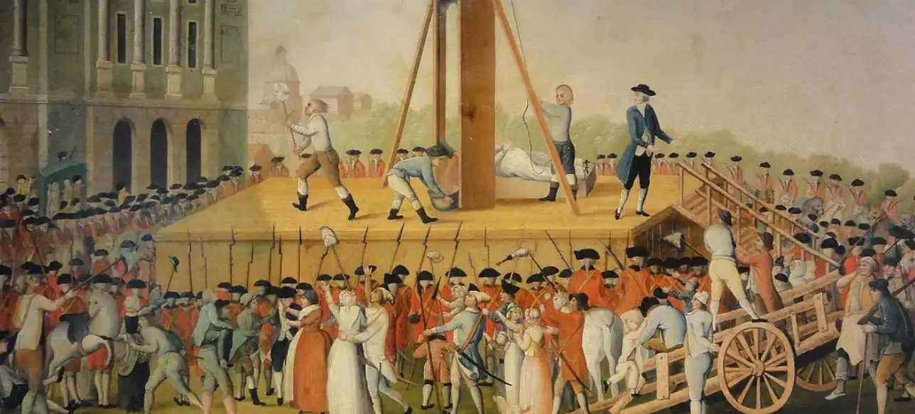 Kivégzés francia nyaktilóval, látszik a tömeg és a bakó, a levágott fejet mutogatják a tömegnek